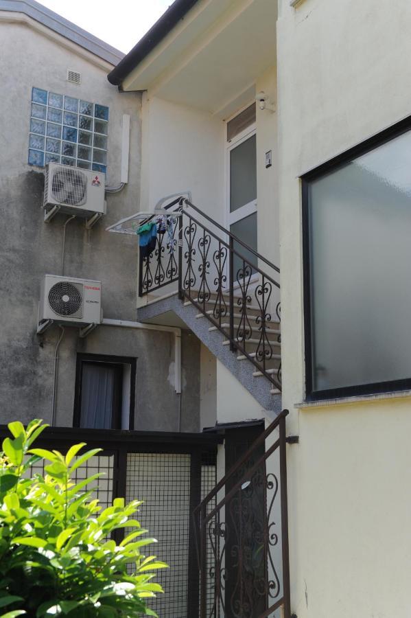 Apartma Lavela Izola Exterior foto
