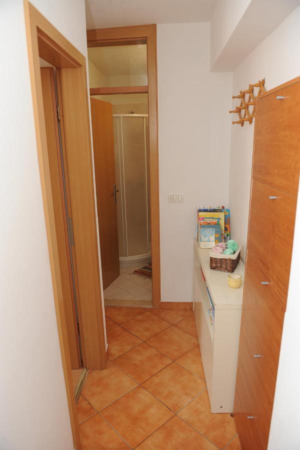 Apartma Lavela Izola Exterior foto