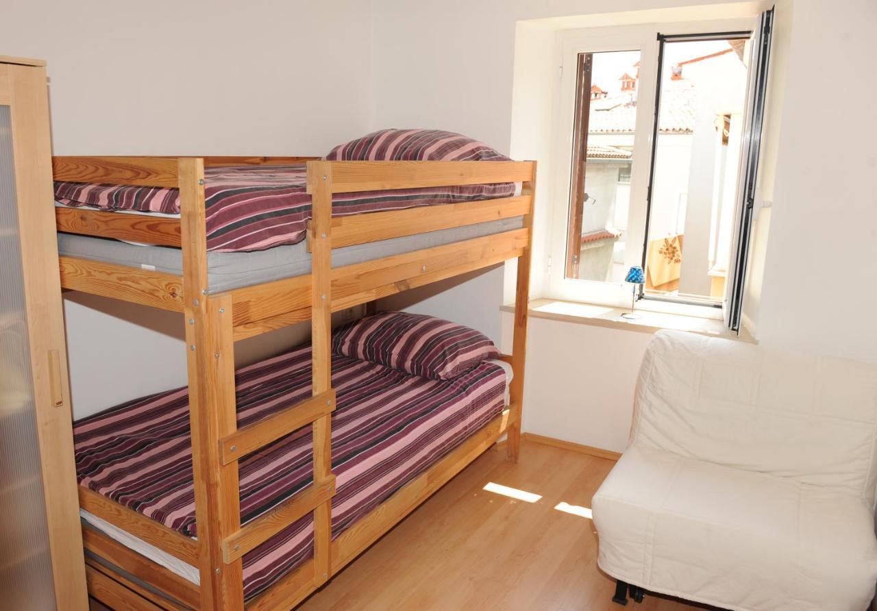 Apartma Lavela Izola Exterior foto
